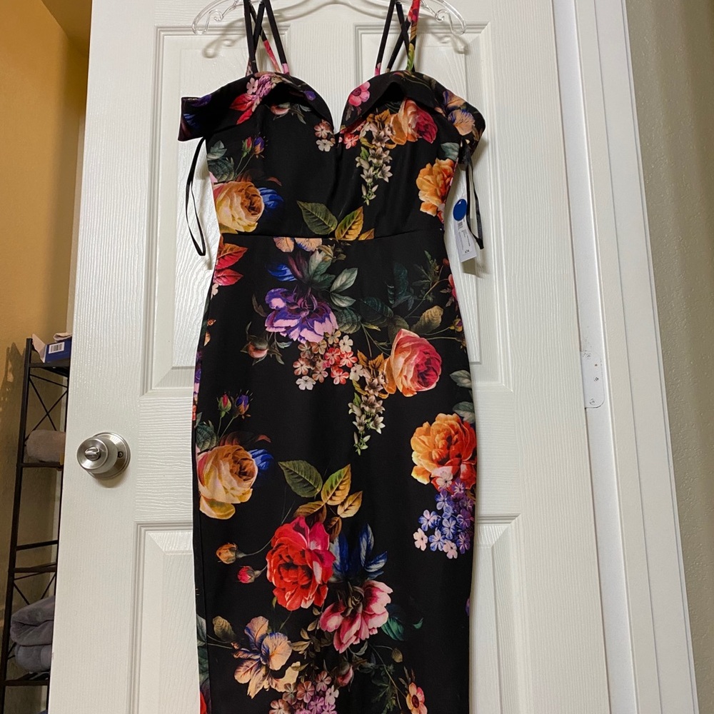 Premier Amour Midi Black Floral Dress Size 8